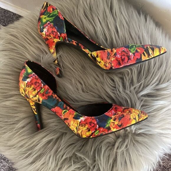Brash floral heels - Picture 3 of 7